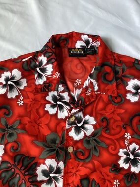 ODO Men’s Red Floral Polyester Button Down Shirt Size L